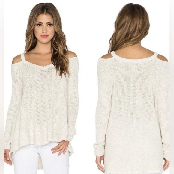 Free People Sweaters - FREE PEOPLE Oversized Fringe Cold Shoulder Sweater Oatmeal Color Small